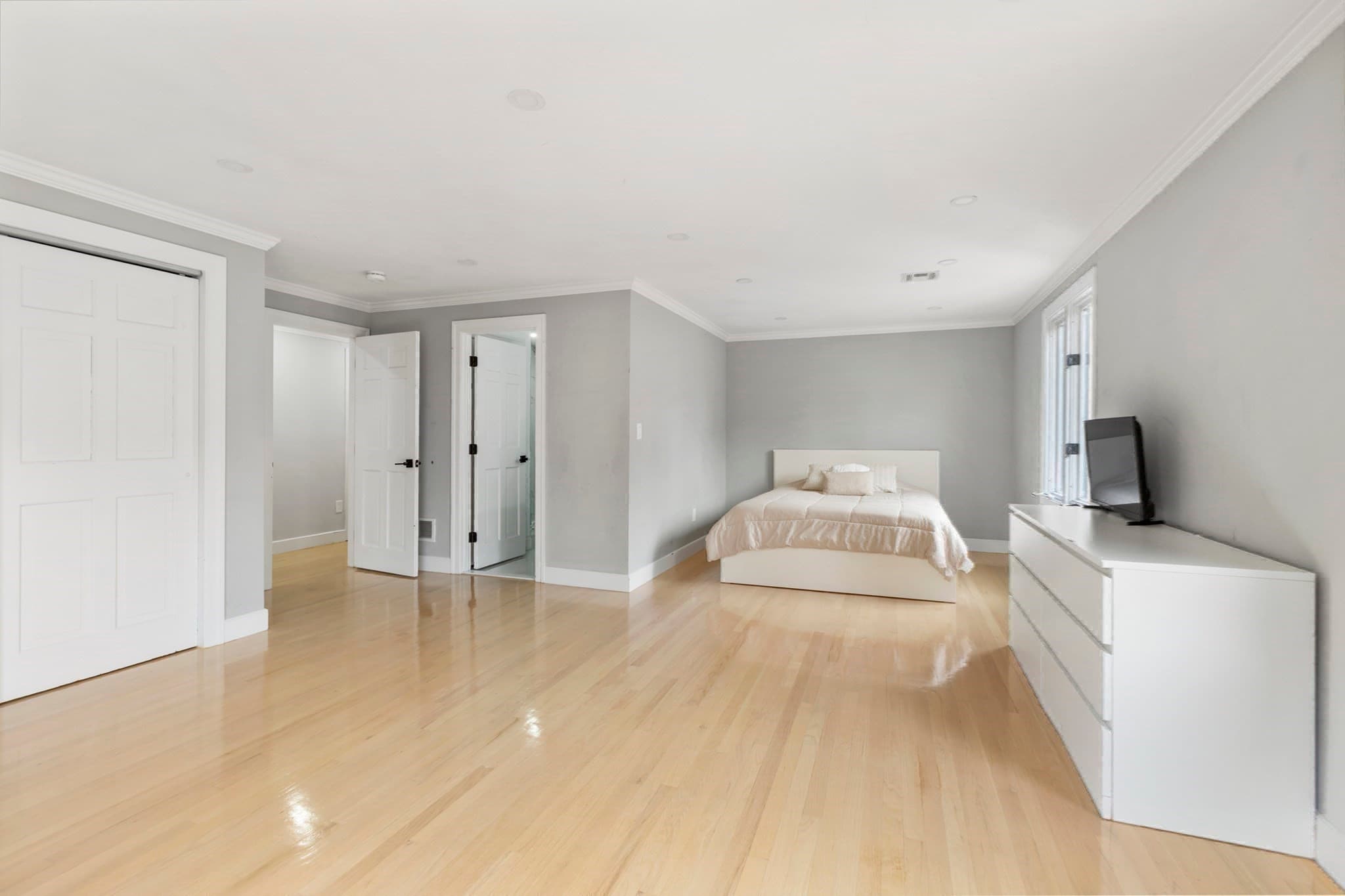 Single Family Residence at 23 Ben's Way, Hopedale MA 01747, photo 31 of 37
