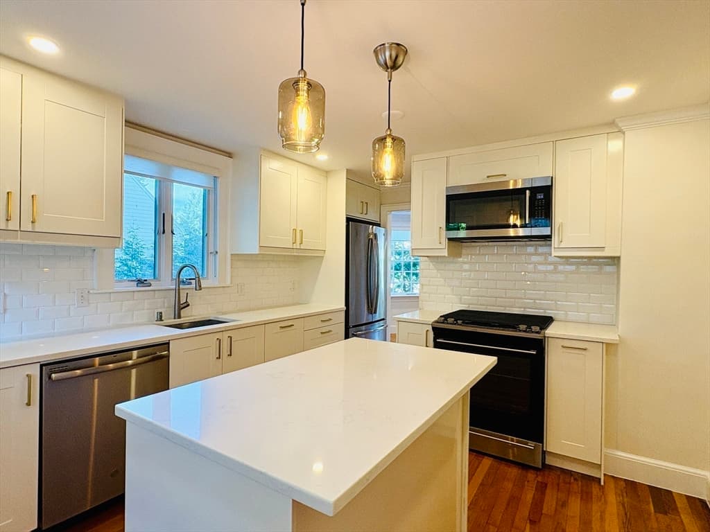 308 Webster St, Needham MA 02494 photo 10