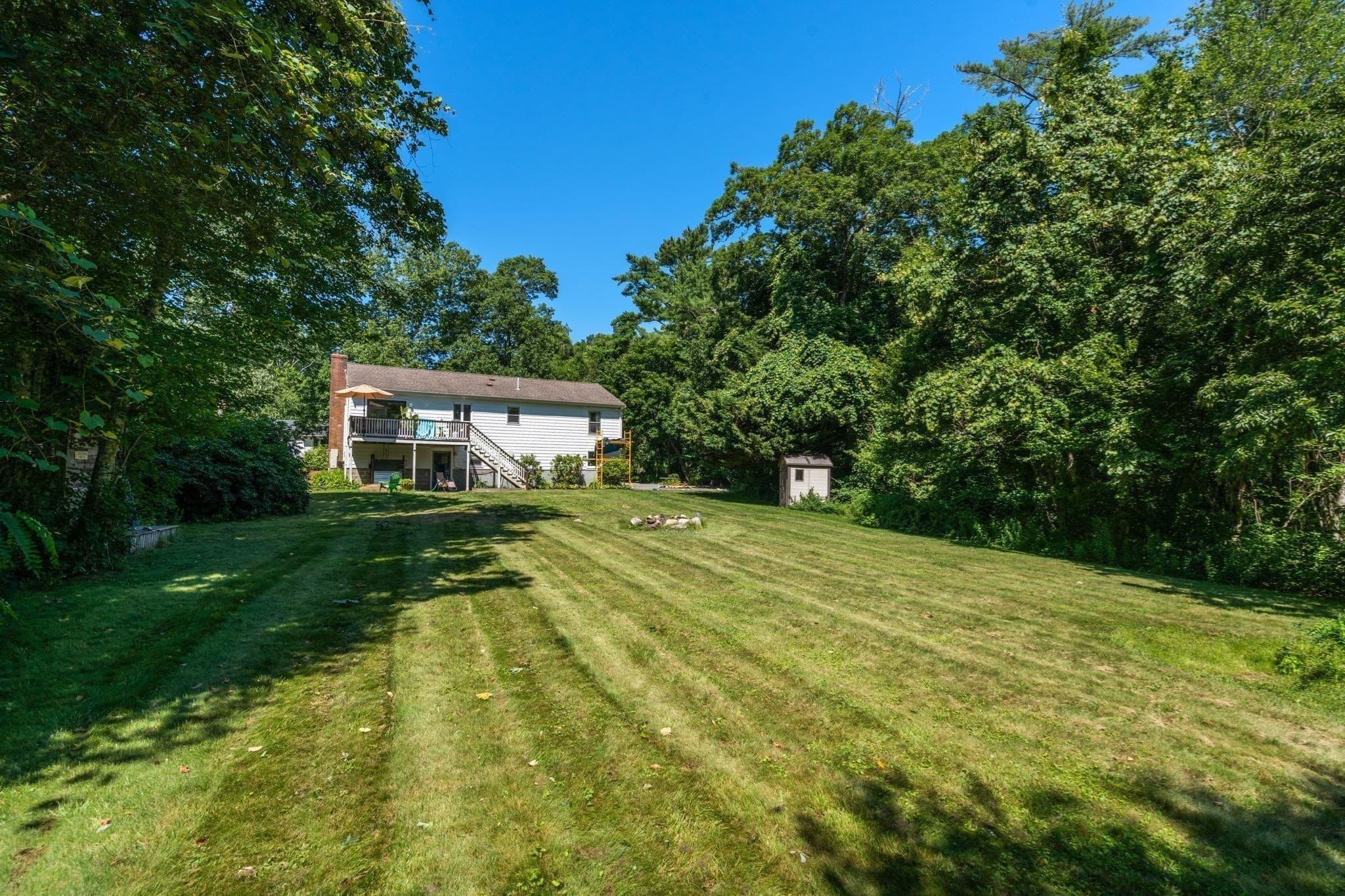 Single Family Residence at 23 Inland Rd, Marion MA 02738, Marion, photo 7 of 40