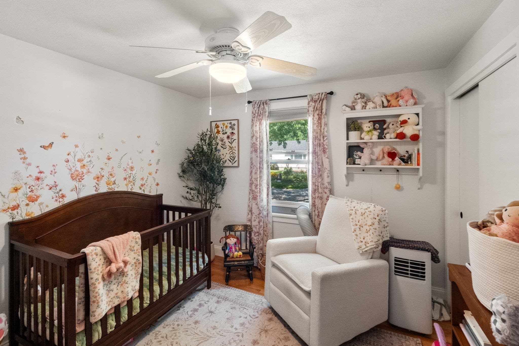 Single Family Residence at 23 Inland Rd, Marion MA 02738, Marion, photo 20 of 40