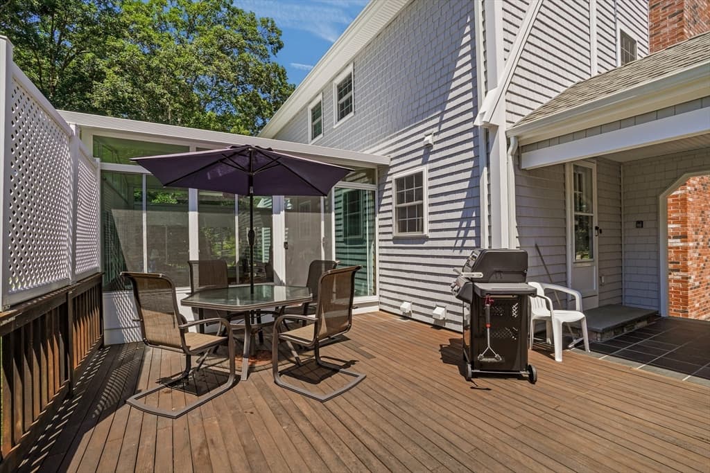 28 Sagewood Cir, Attleboro MA 02703 photo 6