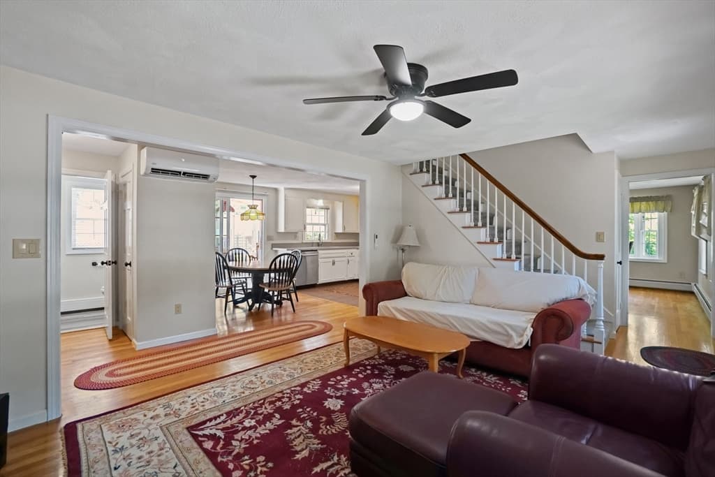 28 Sagewood Cir, Attleboro MA 02703 photo 11