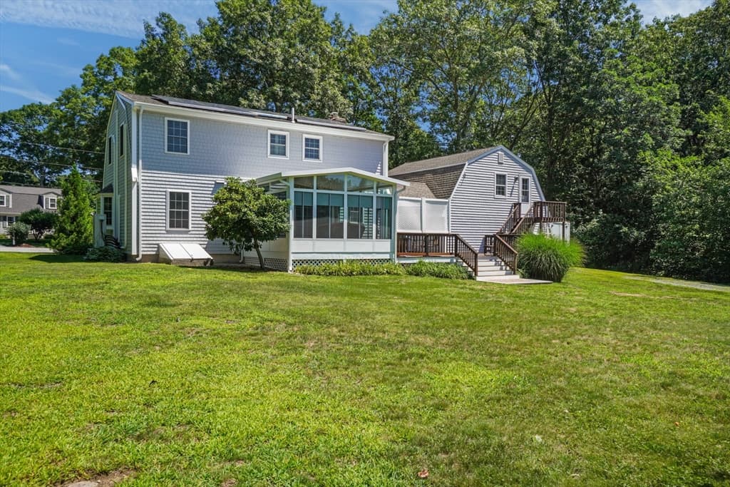 28 Sagewood Cir, Attleboro MA 02703 photo 4