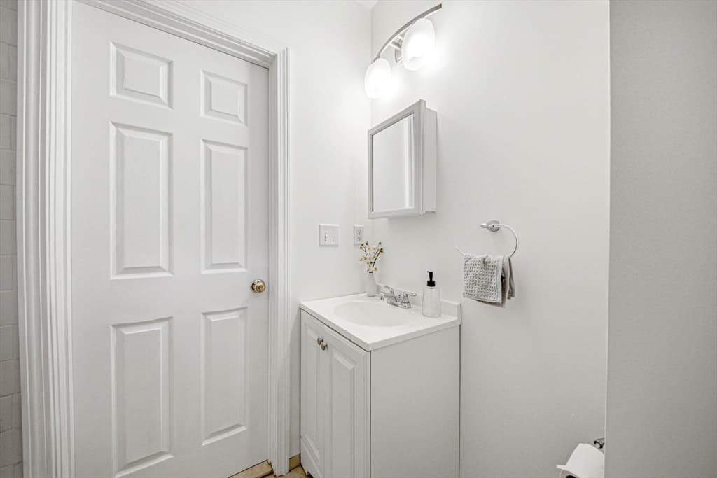 14 Fairmont St # 2, Cambridge MA 02139 photo 19