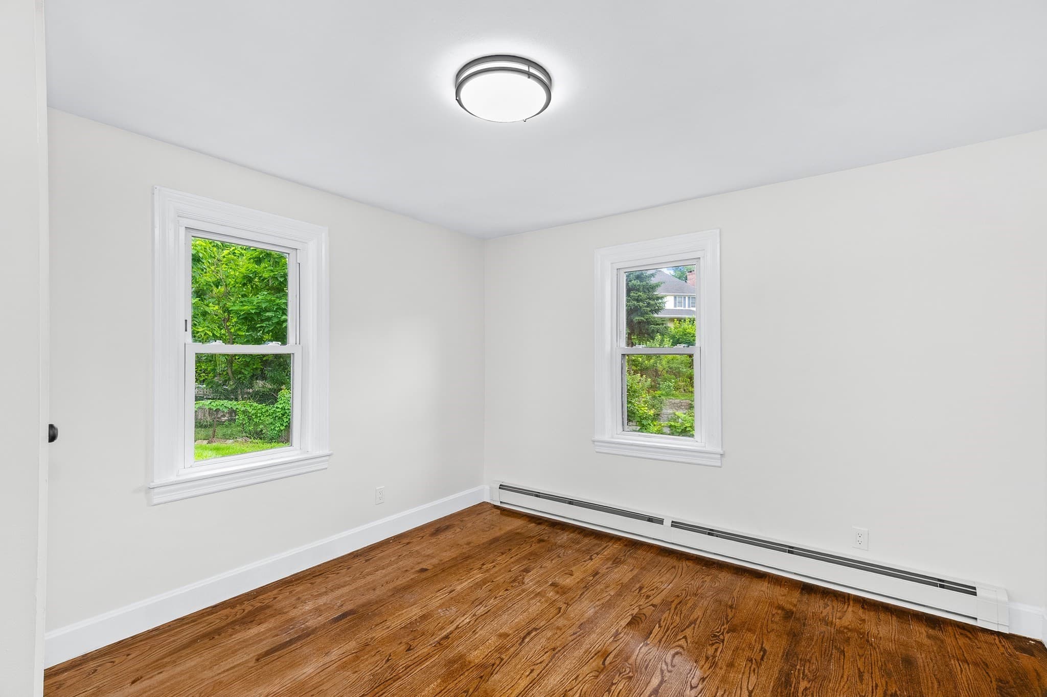 Single Family Residence at 90 W Carpenter St, Attleboro MA 02703, Attleboro, photo 12 of 27