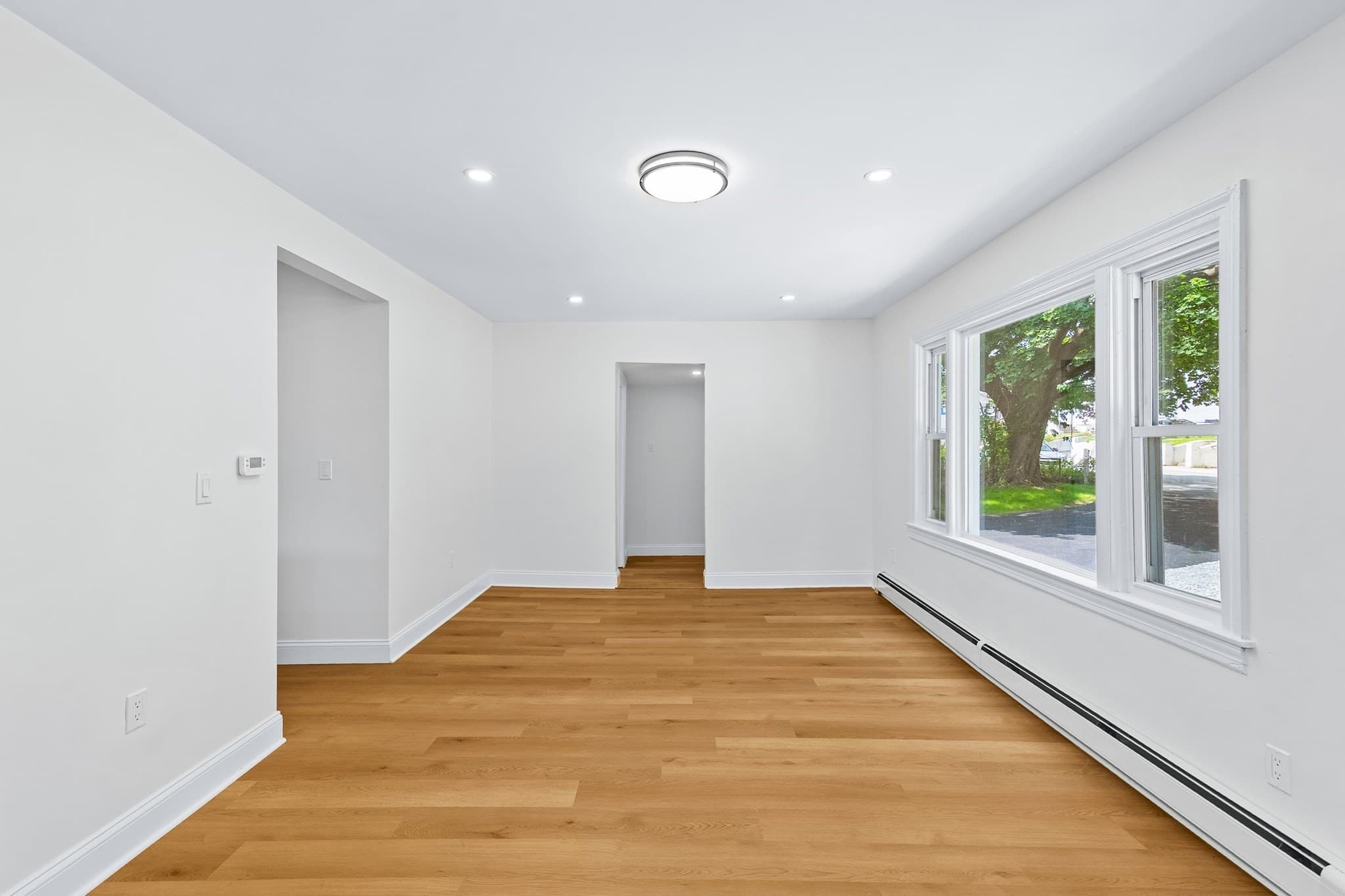 Single Family Residence at 90 W Carpenter St, Attleboro MA 02703, Attleboro, photo 3 of 27