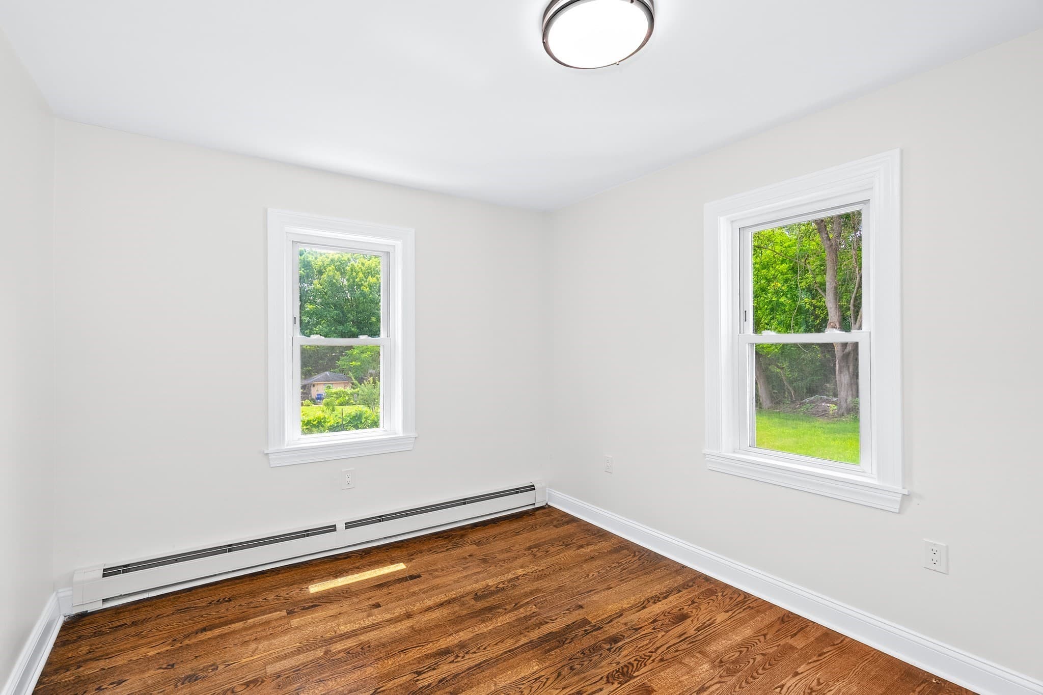 Single Family Residence at 90 W Carpenter St, Attleboro MA 02703, Attleboro, photo 14 of 27
