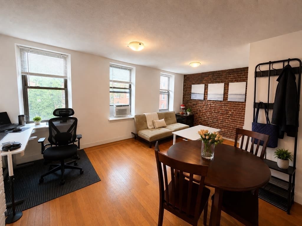 206 Endicott St # 3, Boston MA 02113 photo 6