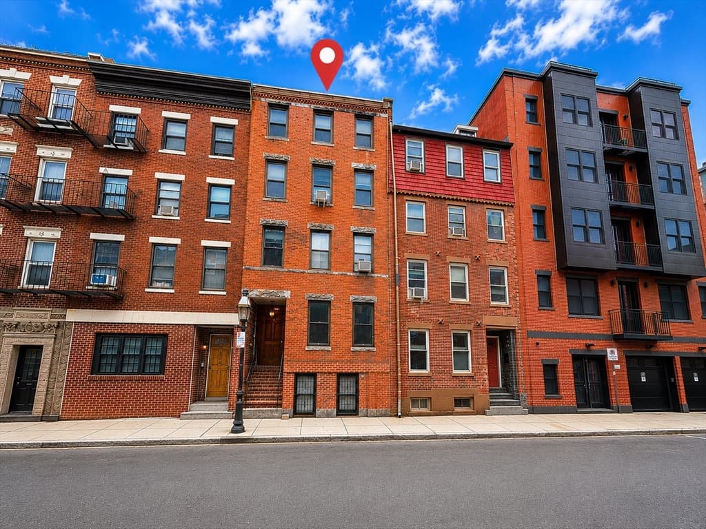206 Endicott St # 3, Boston MA 02113