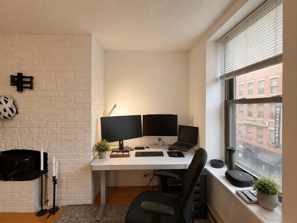 206 Endicott St # 3, Boston MA 02113 photo 8