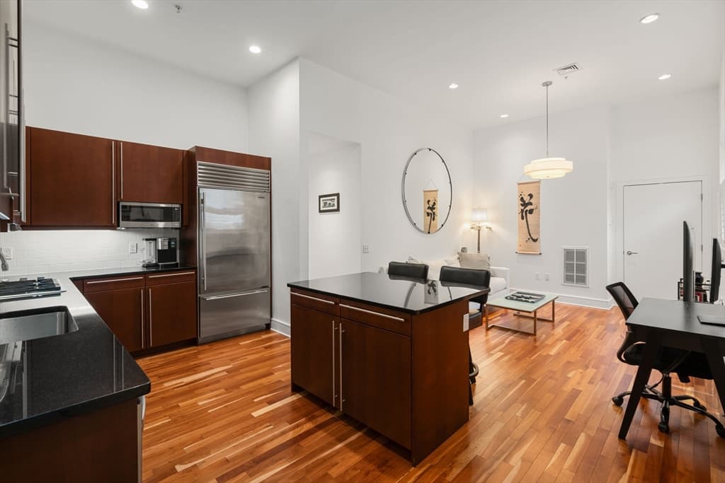 2430 Beacon St # 105, Boston MA 02467 photo 3
