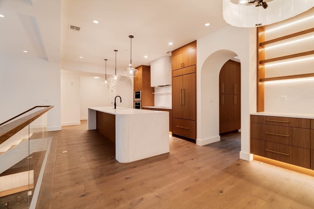 79 Park St # 1, Brookline MA 02446 photo 9