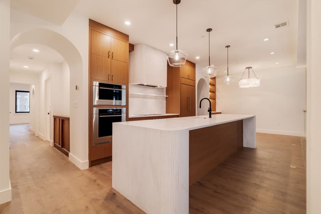 79 Park St # 1, Brookline MA 02446 photo 10