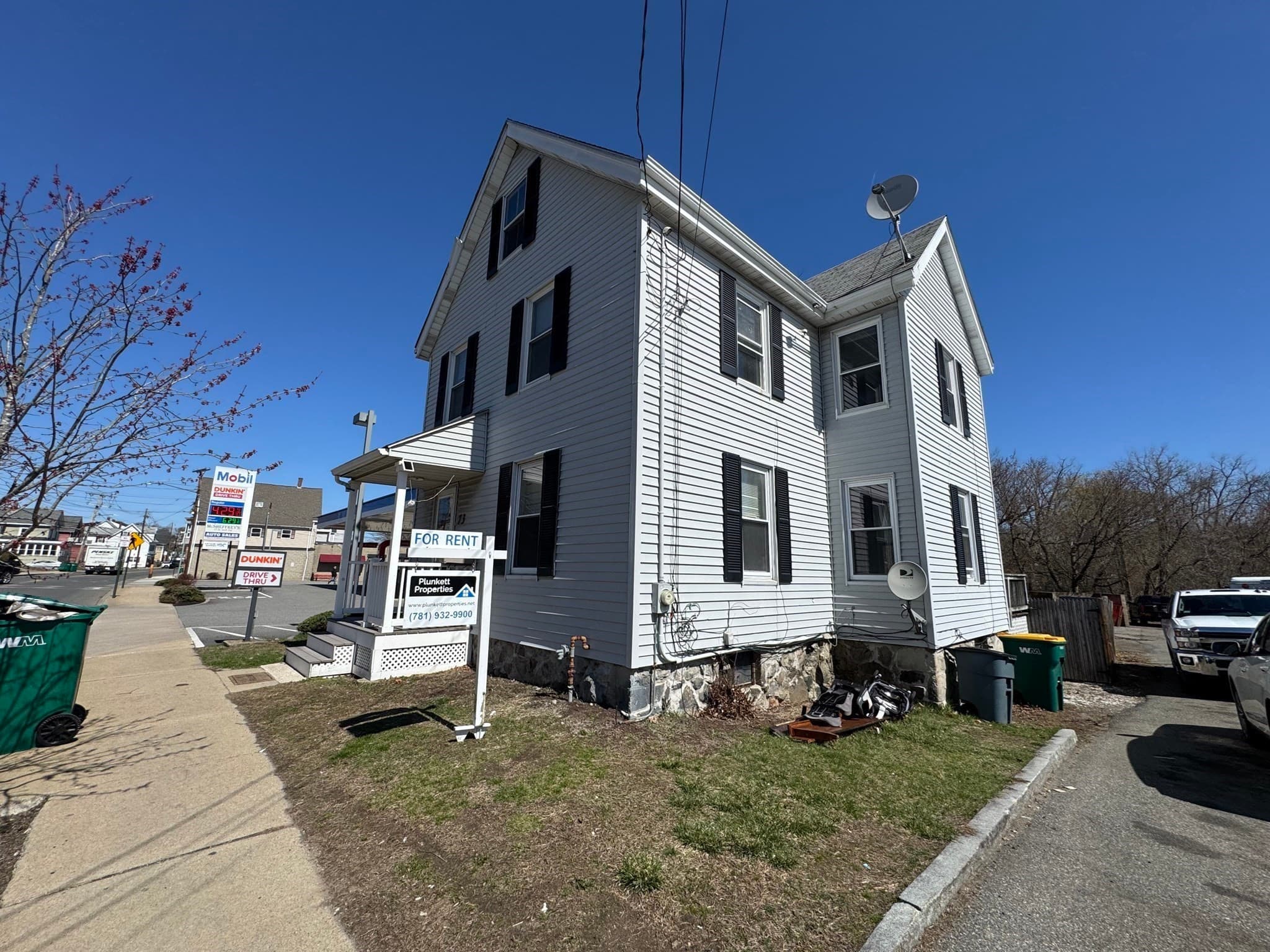 Single Family Residence at 73 Main # 73, Woburn MA 01801, photo 2 of 17