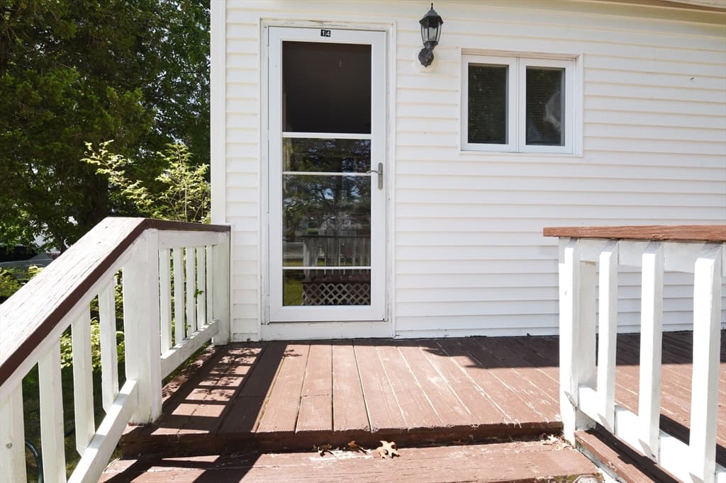 14 Prospect St, Wareham MA 02532 photo 6