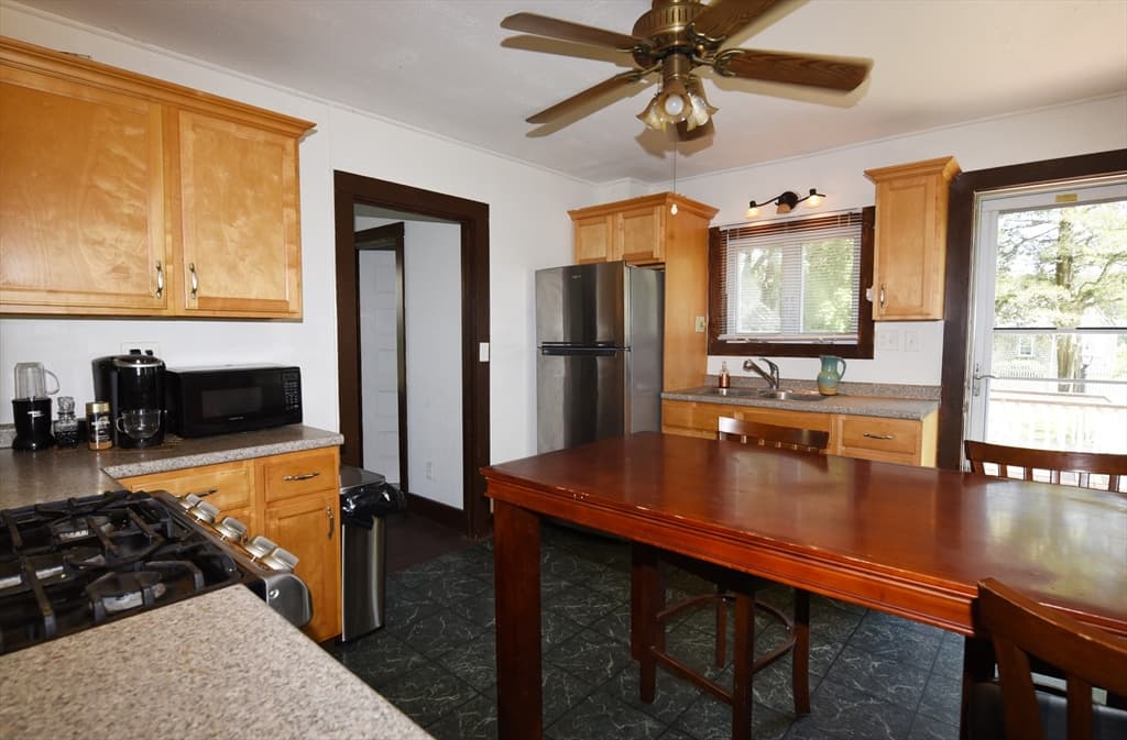 14 Prospect St, Wareham MA 02532 photo 7