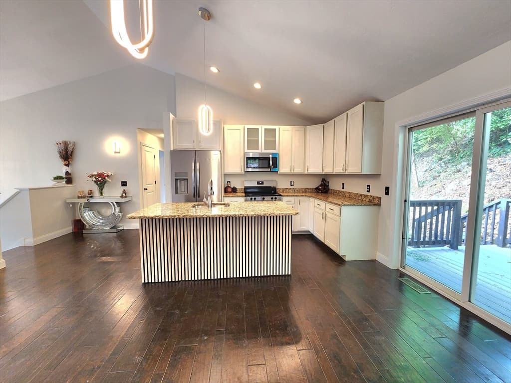 29 Buckley Rd, Worcester MA 01602 photo 13