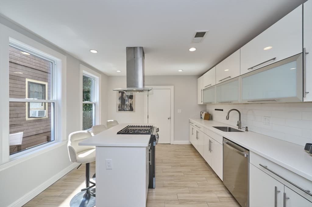 20 Marie Ave # 2, Cambridge MA 02139 photo 5