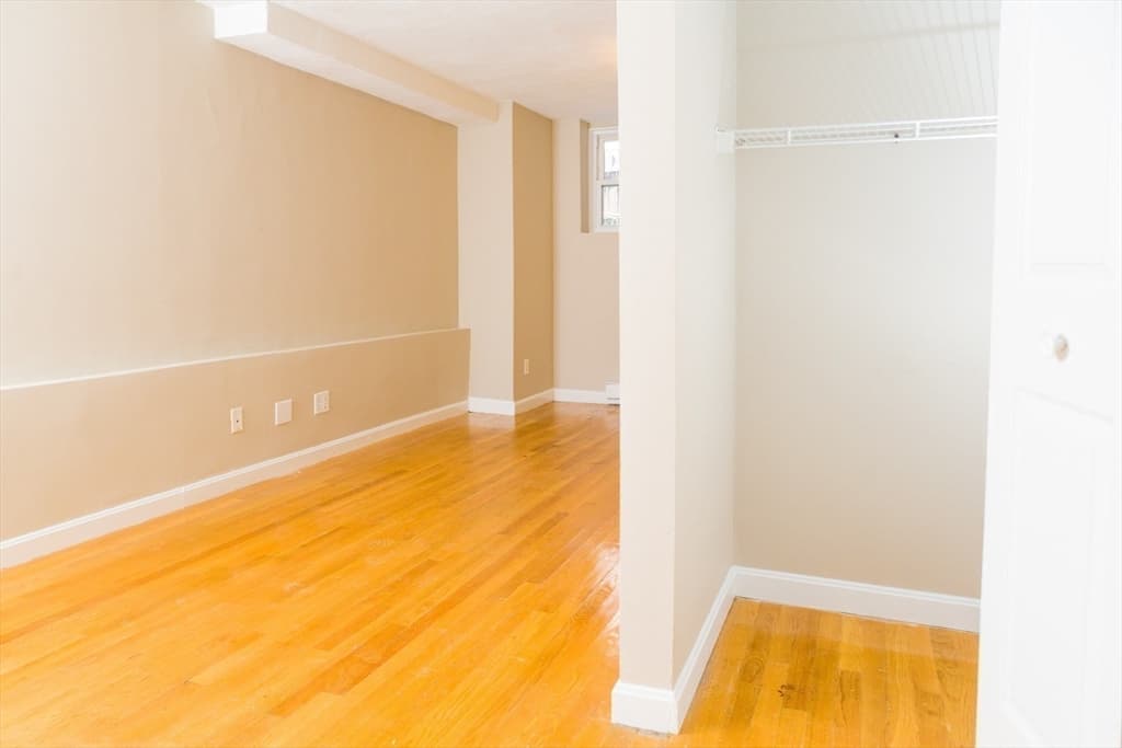 41 Marion St, Boston MA 02128 photo 9