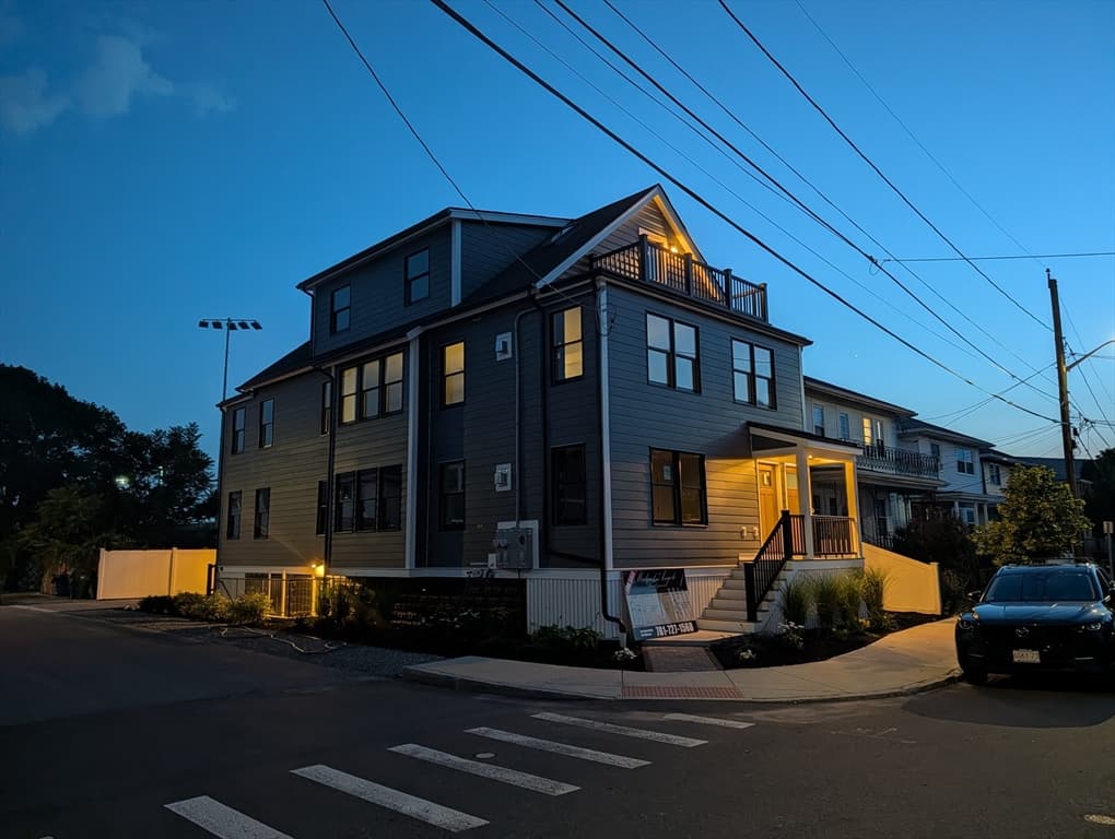 Condominium at 90 Windsor Road # 1, Medford MA 02155, photo 4 of 22
