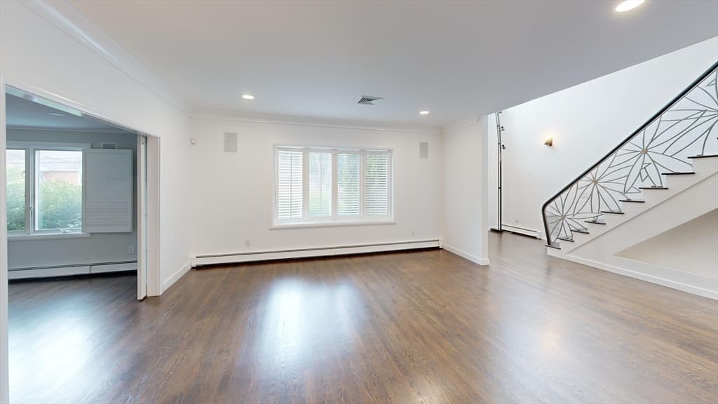 56 Cynthia Rd, Newton MA 02459