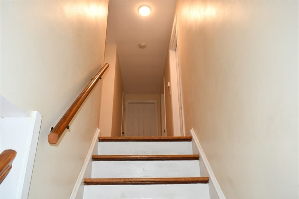 583 Whetstone Hill Rd, Somerset MA 02726 photo 16