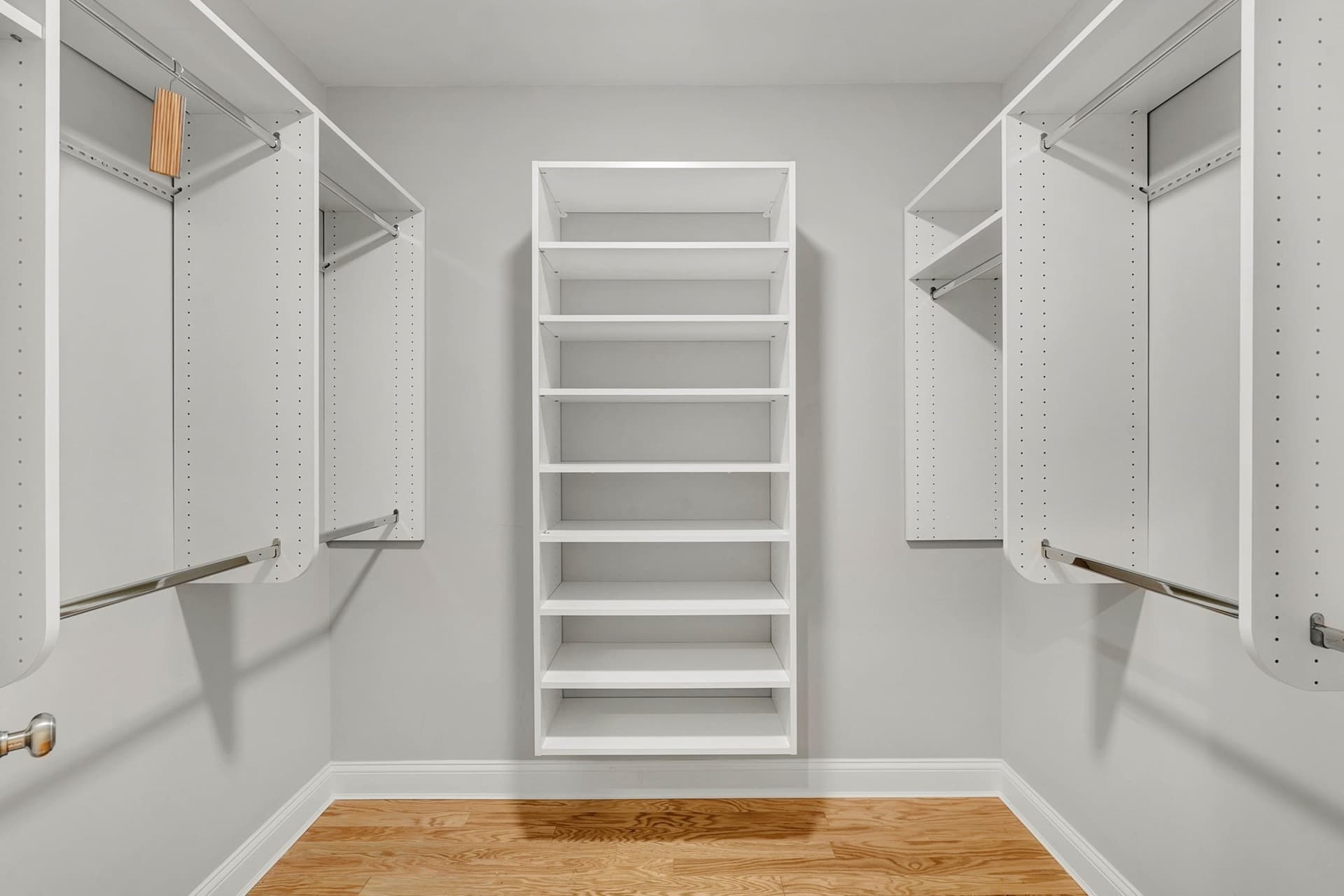 Condominium at 2 Inwood Drive # 1009, Woburn MA 01801, photo 15 of 34