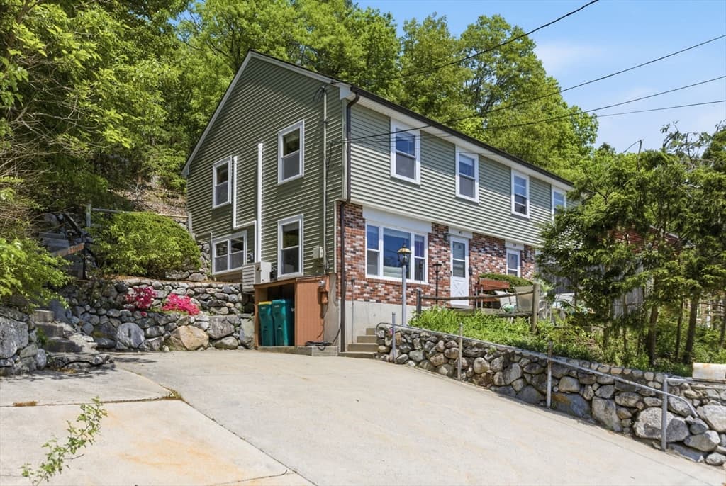 41 Mountain St # 41, Woburn MA 01801 photo 2
