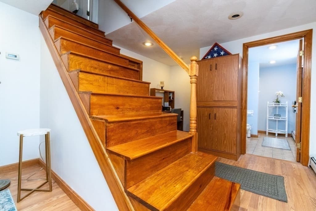 35 Rosaria St, Boston MA 02122 photo 27