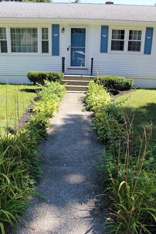 206 Debbie Drive, Leominster MA 01453 photo 12