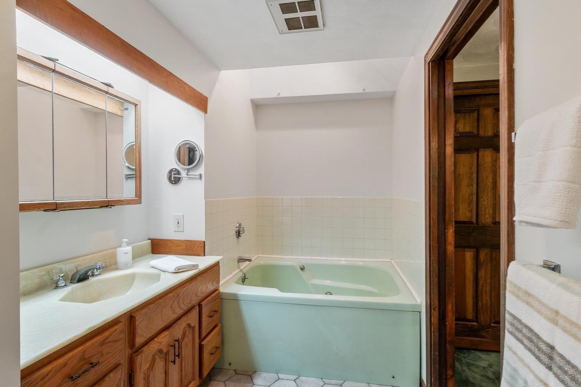 Single Family Residence at 140 Thurlow Street, Georgetown MA 01833, Georgetown, photo 30 of 41
