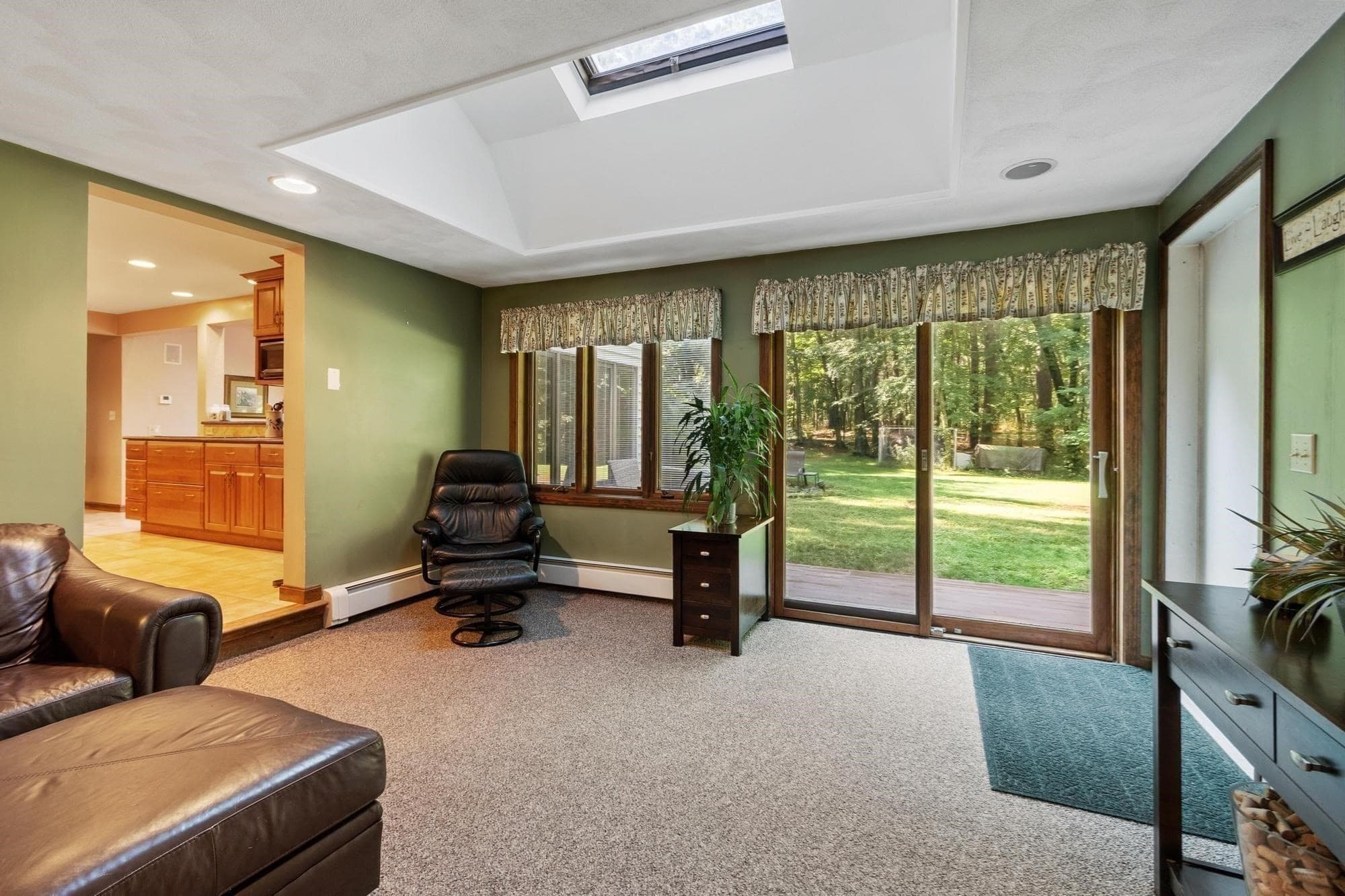 Single Family Residence at 140 Thurlow Street, Georgetown MA 01833, Georgetown, photo 4 of 41