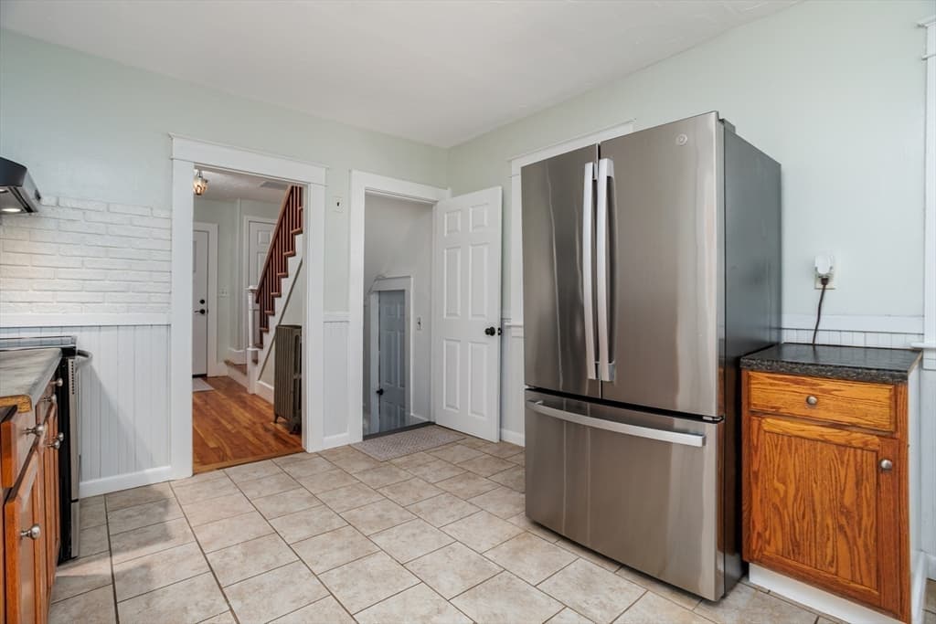 178 Walnut St, Leominster MA 01453 photo 16