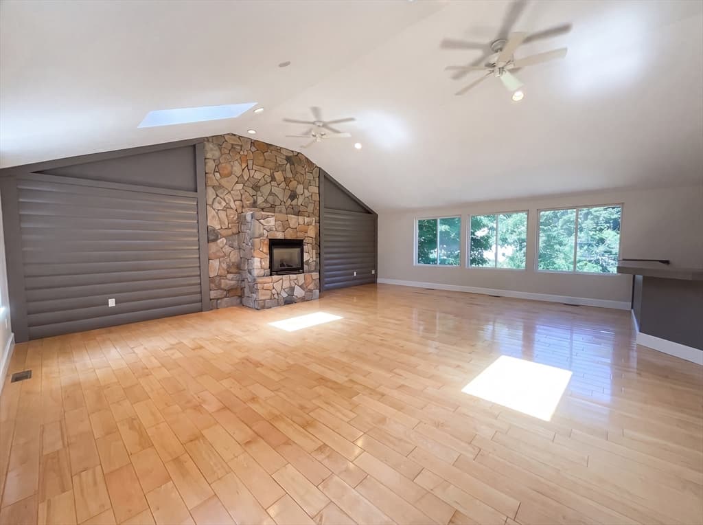 661 Main St # 661, Millis MA 02054 photo 3