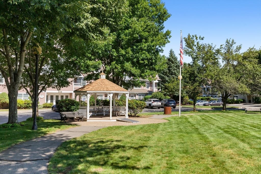661 Lowell St # 14, Lexington MA 02420 photo 15