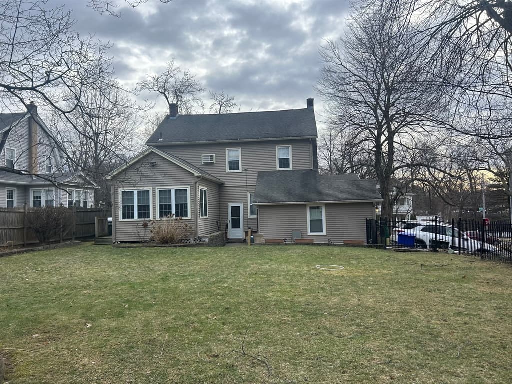 142 Springfield St, Springfield MA 01107 photo 26