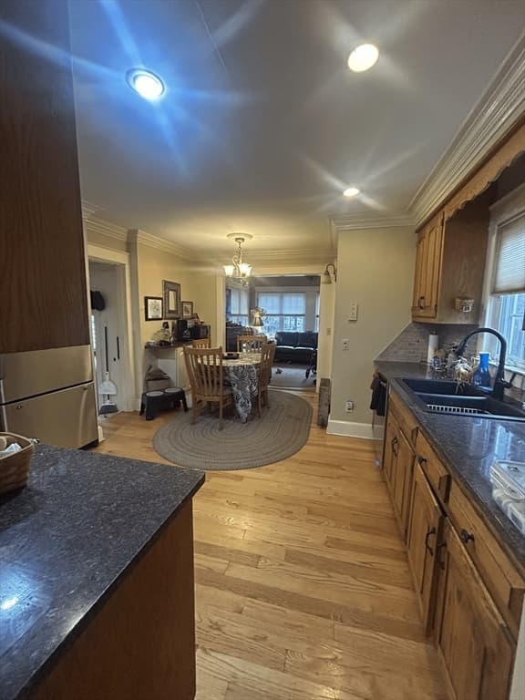 142 Springfield St, Springfield MA 01107 photo 7