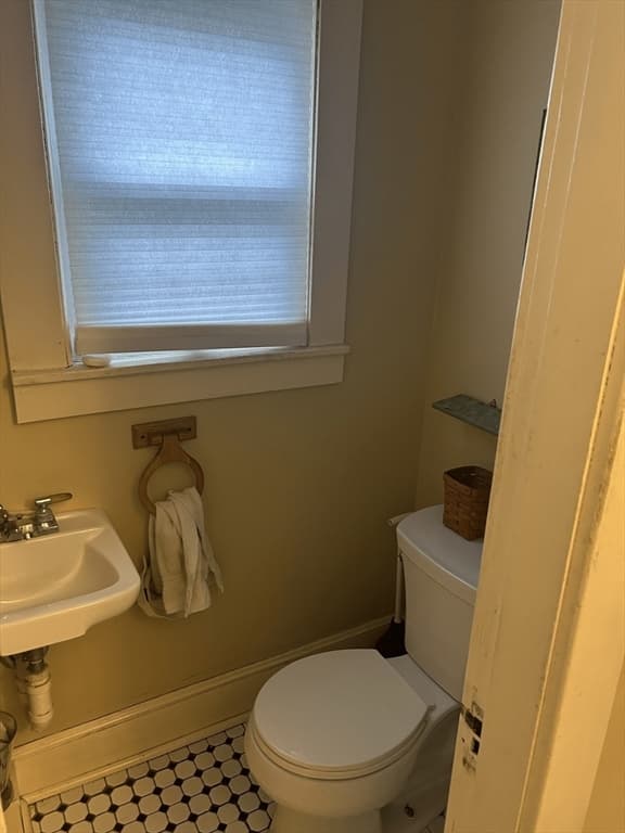 142 Springfield St, Springfield MA 01107 photo 20