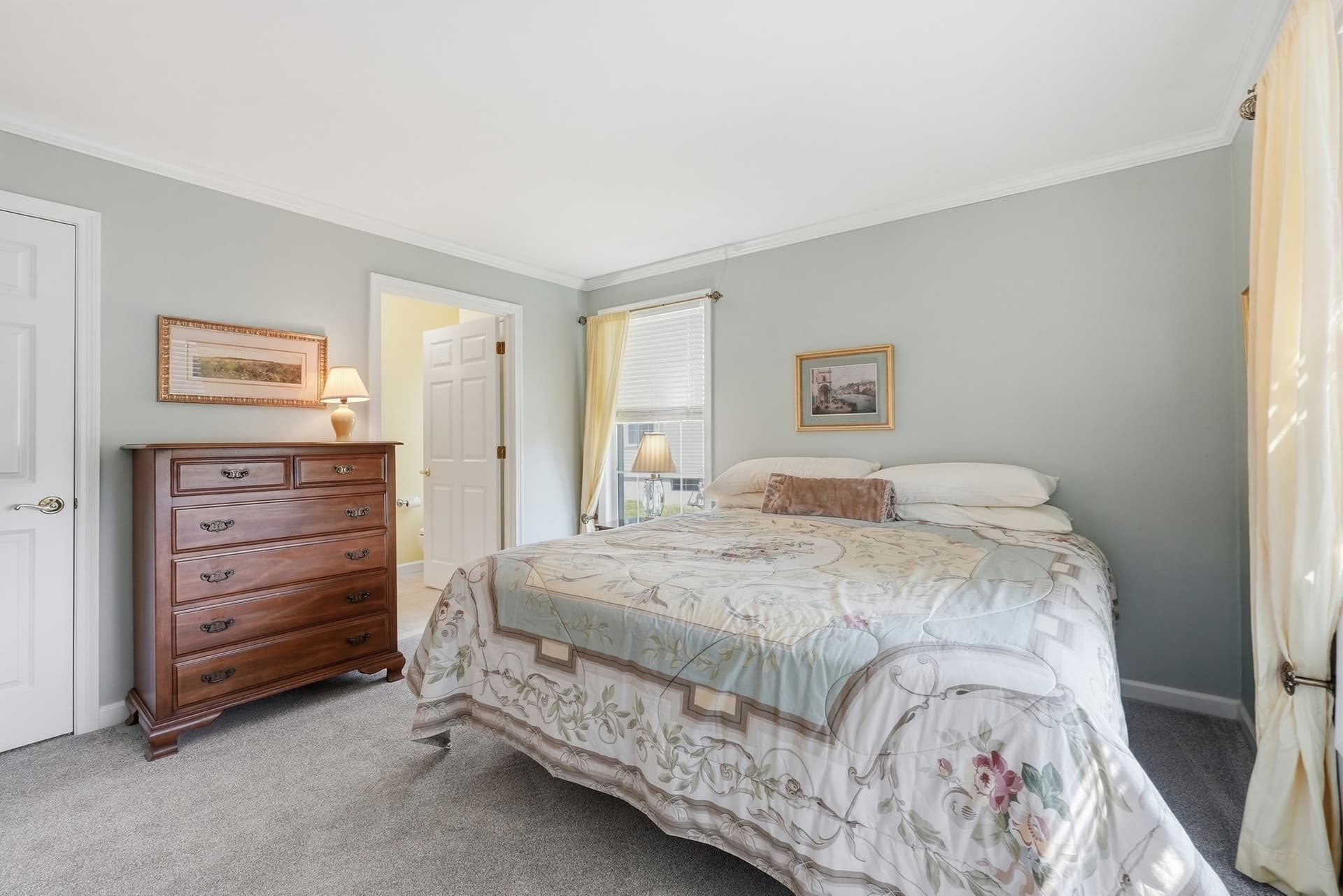 Condominium at 48 William Onthank Ln # 48, Southborough MA 01772, photo 13 of 33