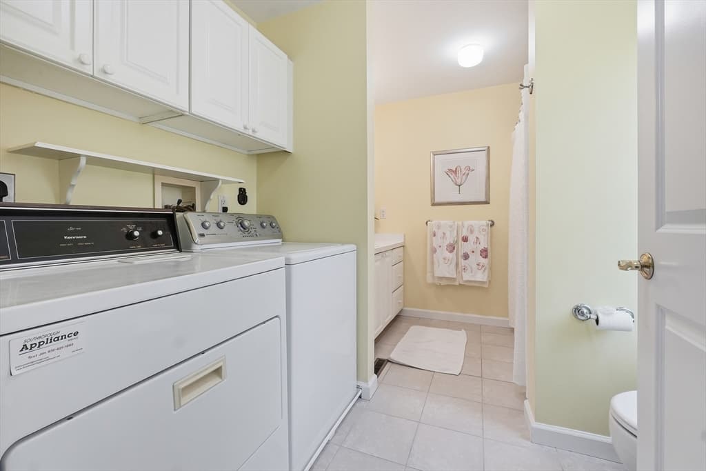 48 William Onthank Ln # 48, Southborough MA 01772 photo 16