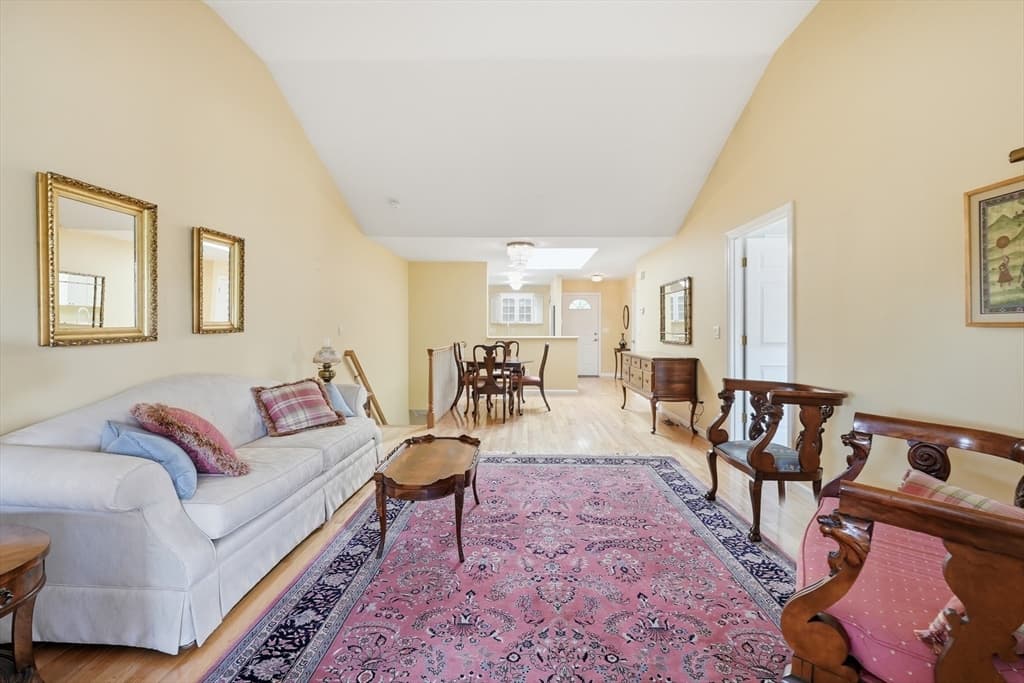 48 William Onthank Ln # 48, Southborough MA 01772 photo 10