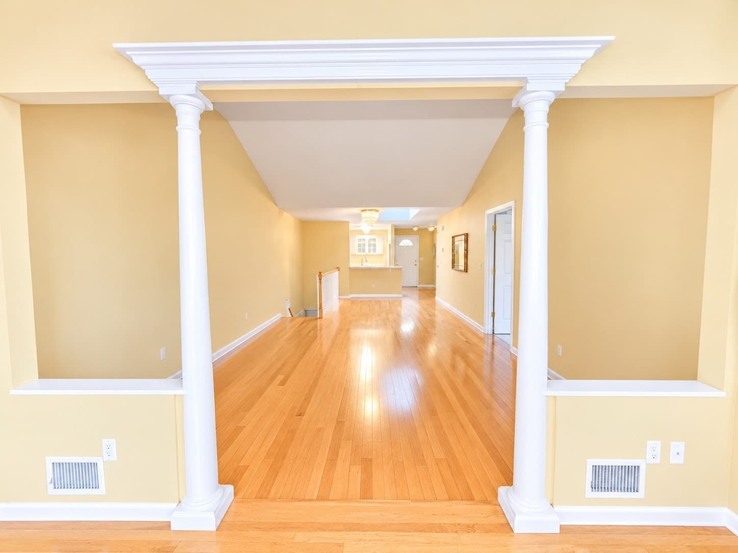 Condominium at 48 William Onthank Ln # 48, Southborough MA 01772, photo 4 of 33
