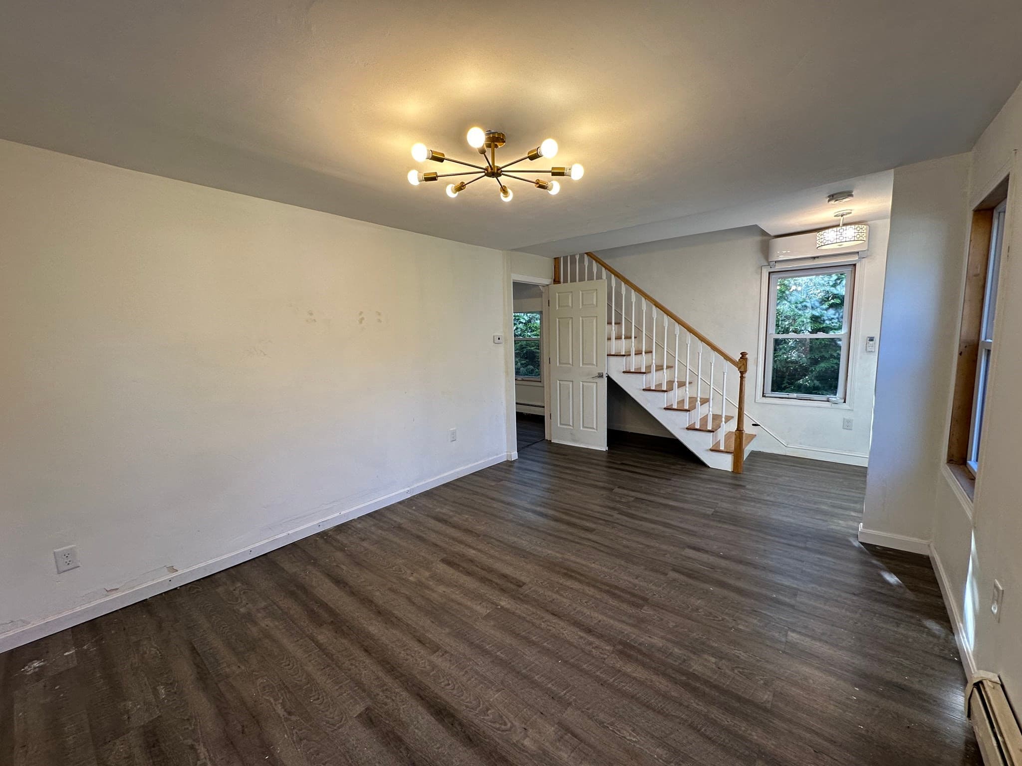 Single Family Residence at 8 Pike St, Hopkinton MA 01748, Hopkinton, photo 9 of 37