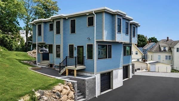 20 Bellair St, Lynn MA 01902 photo 3