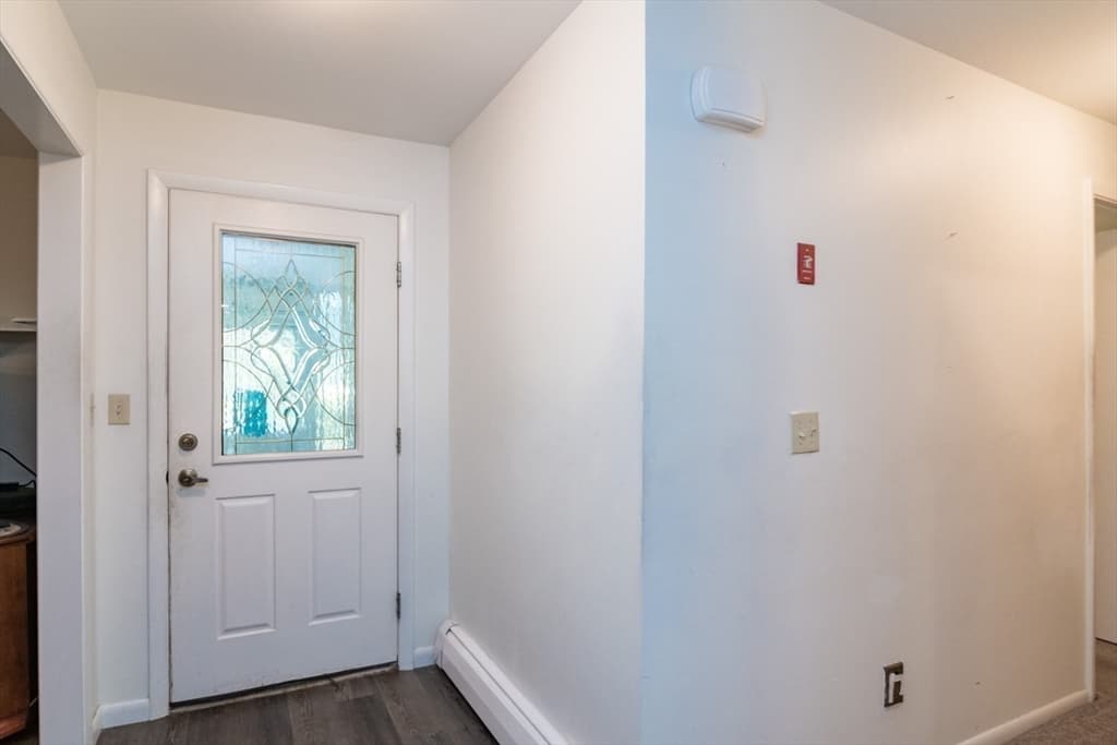 297 Falley Dr, Westfield MA 01085 photo 3