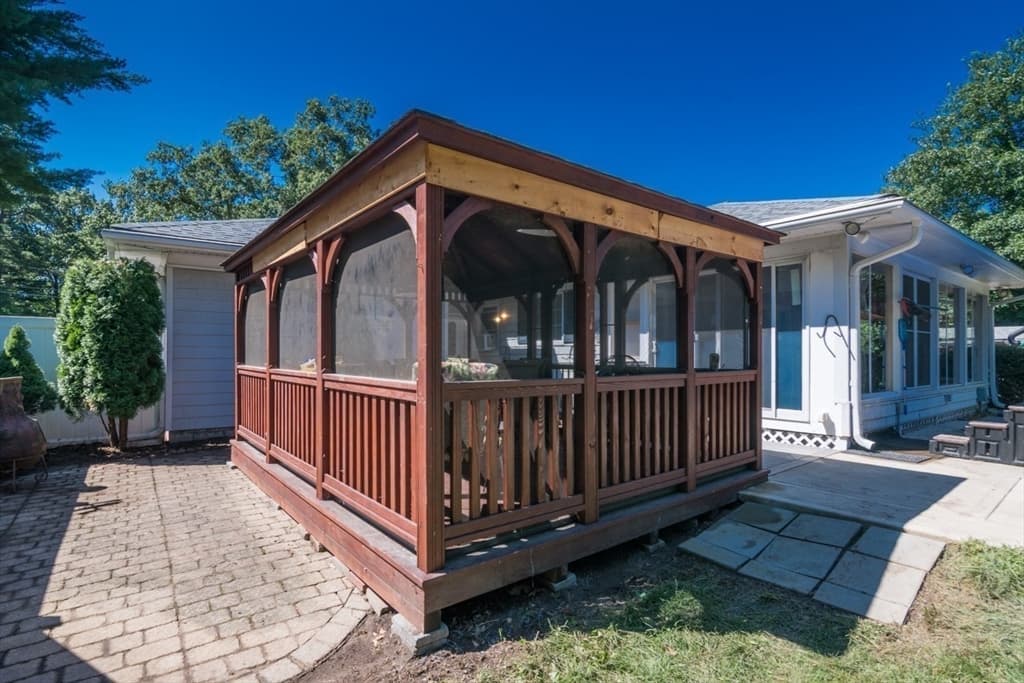 297 Falley Dr, Westfield MA 01085 photo 28