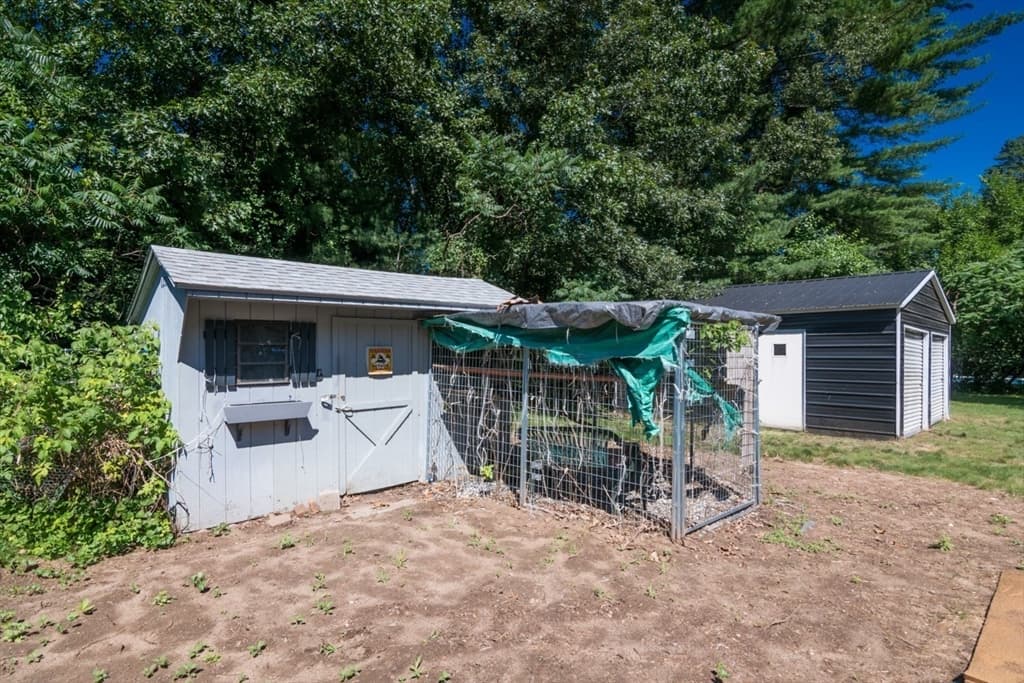 297 Falley Dr, Westfield MA 01085 photo 33