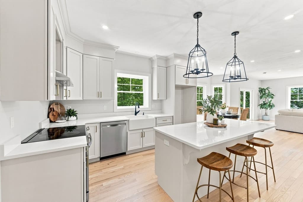 4 White Court, Douglas MA 01516 photo 7