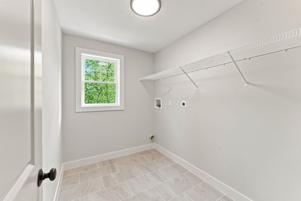 4 White Court, Douglas MA 01516 photo 37