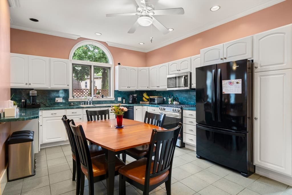 Multi Family at 16-18 Kernwood St, Malden MA 02148, Malden, photo 13 of 37